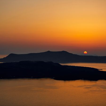 Petit Palace Suites (Adults Only) Firá Buitenkant foto